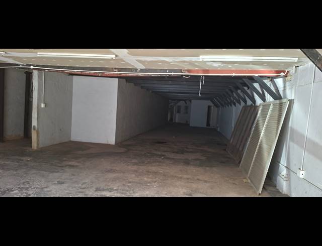 1,100M² WAREHOUSE TO LET IN MORNINGSIDE